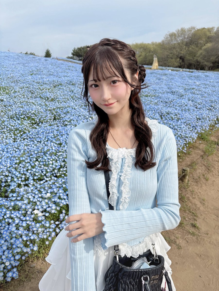 しゅな tweet media