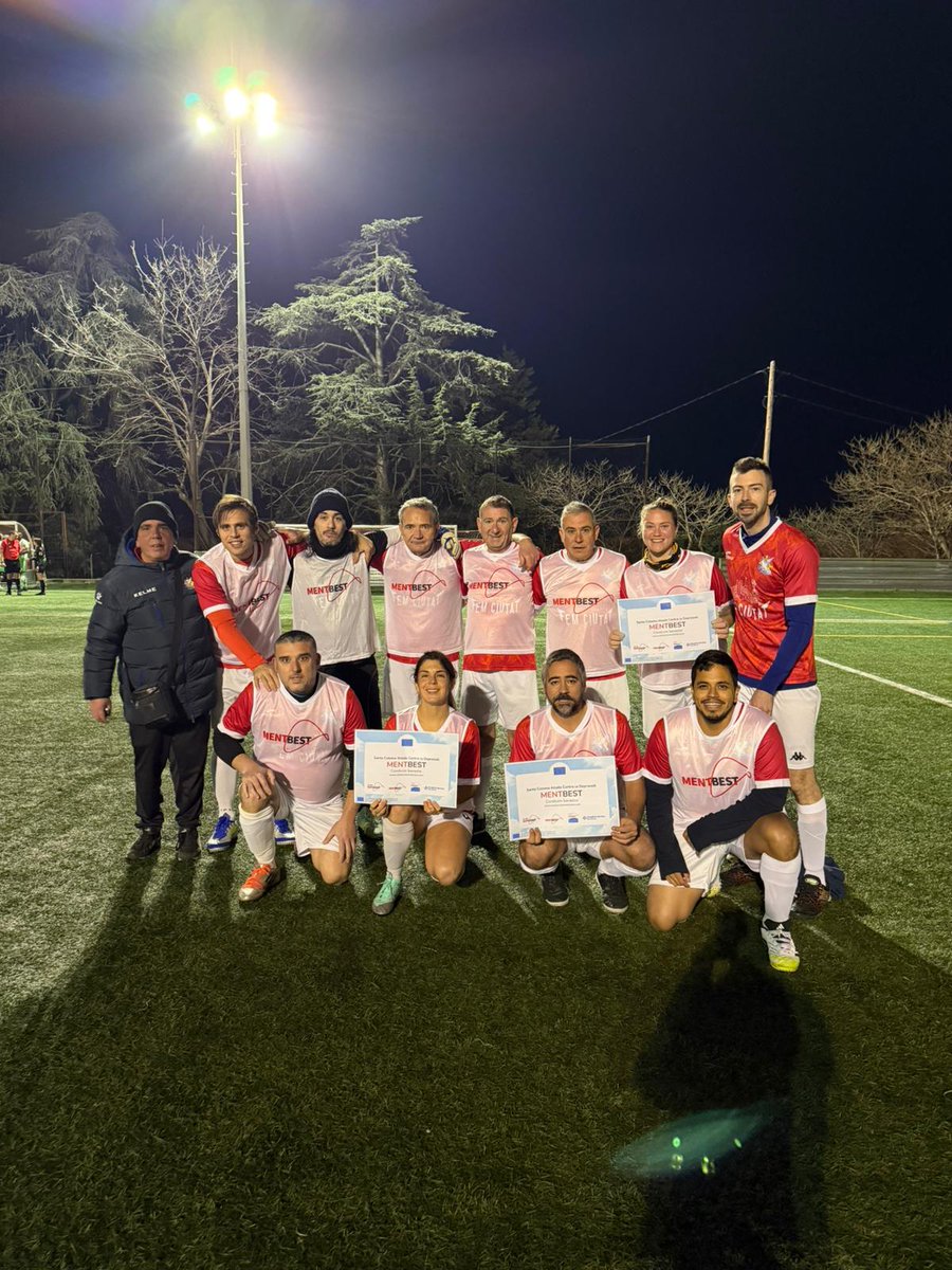 HMar_research's tweet image. 🧠Gender gaps in mental health
📊The @MentBestProject: higher depression in women (32.9% vs 20%).
🔬Community-based approach matters to avoid the stigma.
👉More: researchmar.net/news/825/the-m…

@BenediktAmann @bvh295 #HMRIB #EUproject @hospitaldelmar