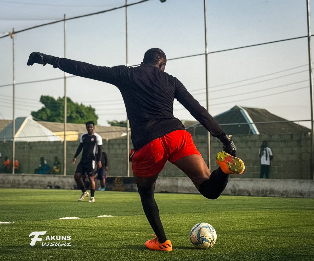 Tomisin_Alasiri's tweet photo. CHASING PROFESSIONAL FOOTBALL is very hard. 

My quoted tweet was made because of @JHardiz but let me give a background truth. 

There are a lot of stories and “advice”. Talk Dey full basket. Normal. Sometimes I give “these advices” too. 

Most popular of it all. We say, JOIN AN ACADEMY THAT IS KNOWN FOR EXPORTING PLAYERS. lol. 

There’s A NUMBER of players that can be exported. And it’s not even all the time these big teams export players. The funny thing is, every team or academy owner always have set players they want to push. Especially the “CAPTAINS”. And this is not about talent. 

Now, imagine you are so good and you are playing the position of the captain, you have to WAIT YOUR TURN .

Also, Academy owners and agents are scared of players that are NOT LOYAL. So, even if you be Yamal or Messi, an academy owner will rather work with a “Bojan” that he is guaranteed of his loyalty, than you that you just “strolled” into his academy. No matter how good you are. 

Waiting your turn means “age is counting”. You can’t keep moving from academies to academies or clubs to clubs. 

This is the reason I also like the idea of trying your luck in NNL or NPFL. at least, if you are good, one should be able to pick you up (TO EXECUTE THE LEAGUE, at least). Although, it’s not the case at times. If you don’t have a good manager, you can’t move around easily. Not even in these times. Transportation costs have always been a challenge. 

The talk too plenty. 

That’s why when I got a message from Justin @JHardiz  yesterday about PUSHING HIS SIDE HUSTLE, it made me post my quoted tweet. 

JUSTIN is a shot stopper and he had a very good height and what it takes to chase professional football. But, life had other plans.