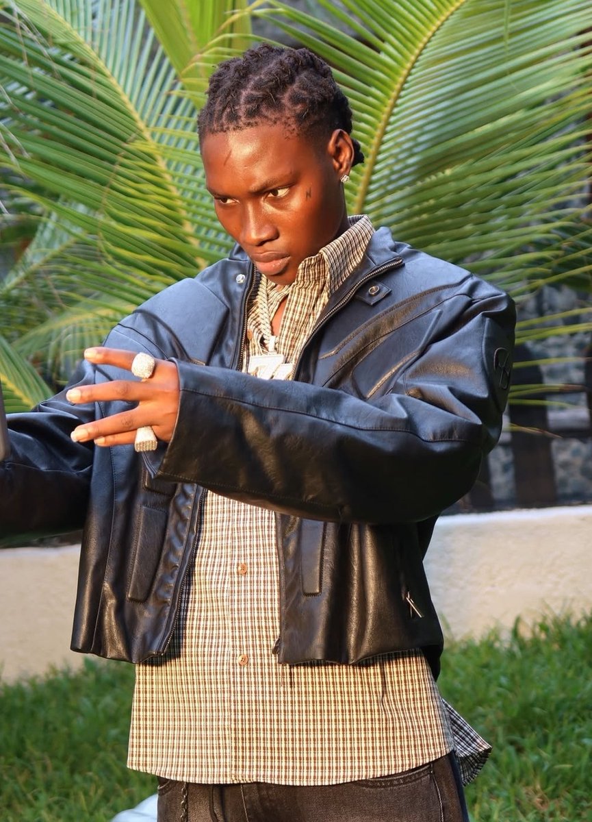 BÎĞ LØÑËŔ ♊ 🦅❤😈 tweet media