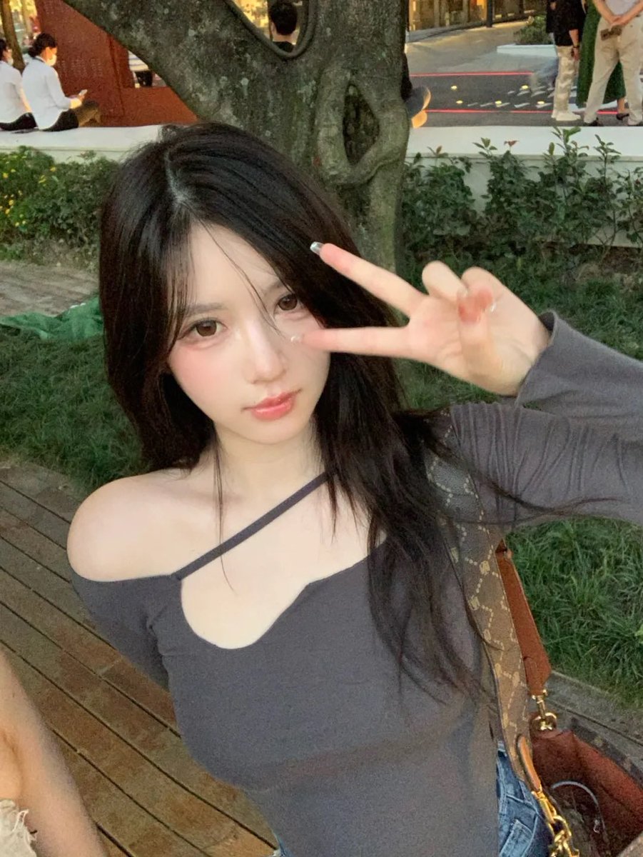 找爸爸可以回家，找妈妈可以私信我 https://t.co/vZ8d3vf3nF