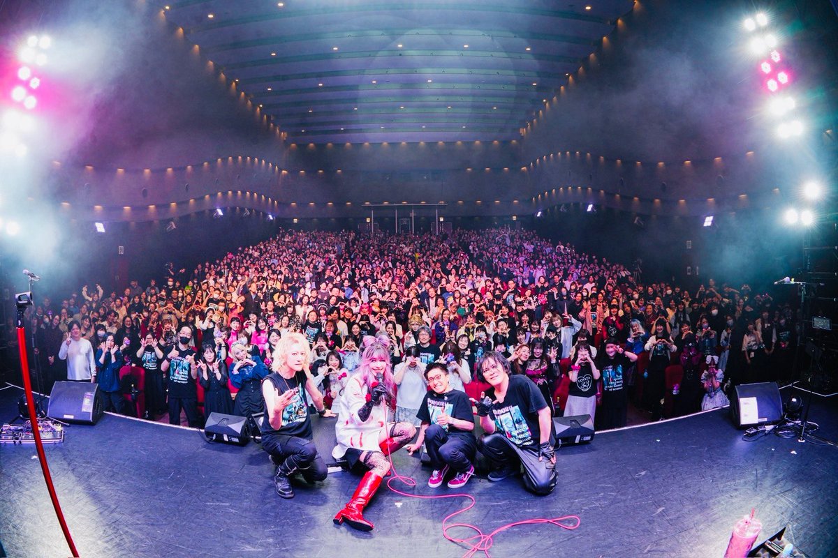 A・O・I (SHAZNA/R2Y+J) tweet media