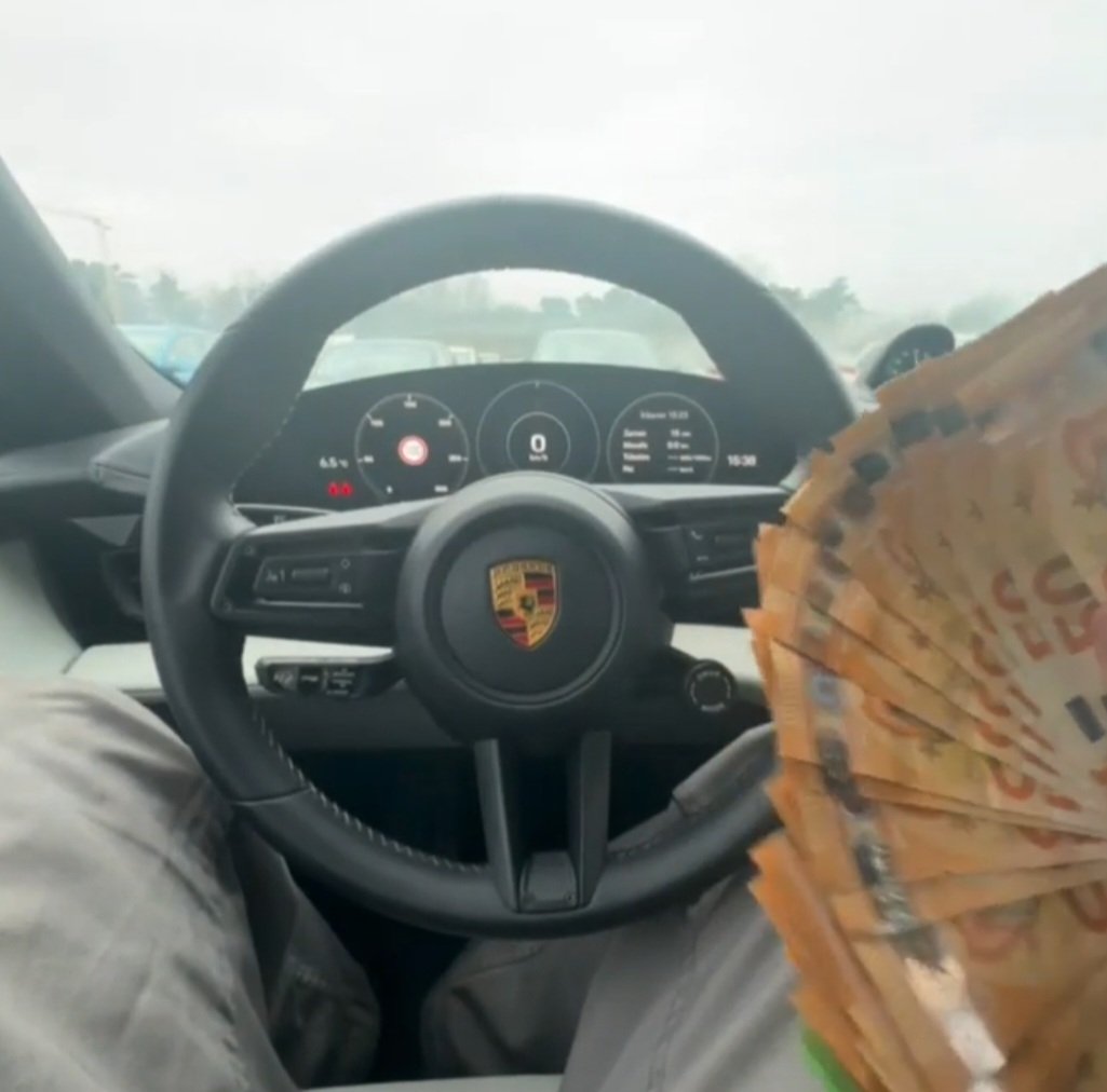 rody0167's tweet image. Onderweg naar?
#femdom
#goddess
#Meestereres
#findom