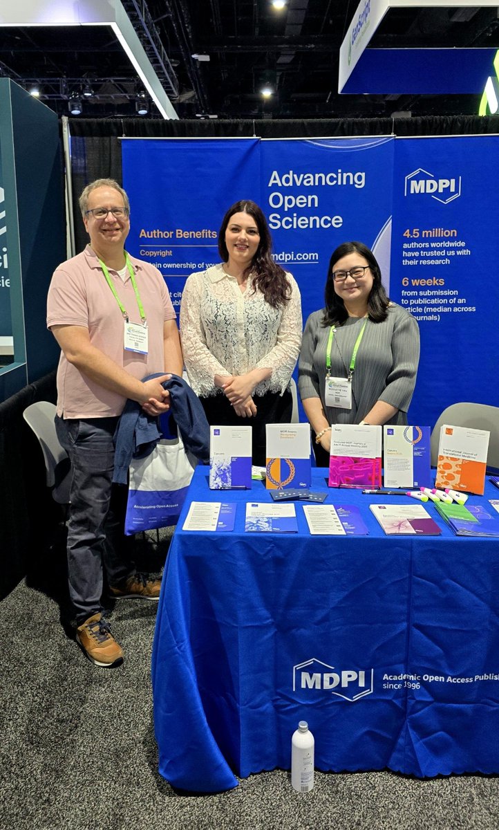 Biomed_MDPI's tweet image. What an incredible experience connecting with scholars at #AACR2026!  
🗓 April 17–22, 2026 | 
📷 We’d love to meet you in person—stop by Booth #3645 to chat with our team!  
#AACR2026 #CancersMDPI #Conference #Oncology #CancerResearch