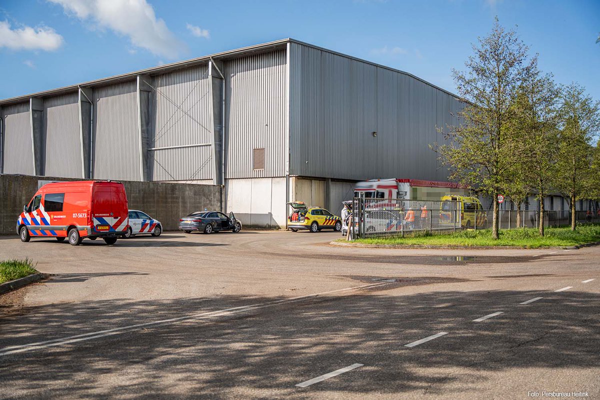 Vrachtwagenchauffeur overleden bij bedrijf in Duiven