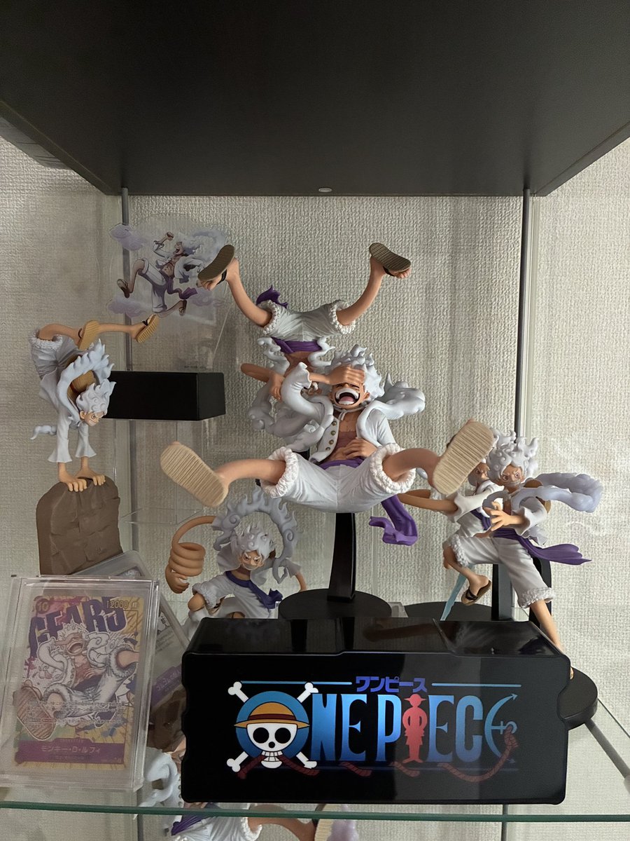 みっちーさんワンピースロゴライトありがとうございます✨いい感じで飾れましたー👍