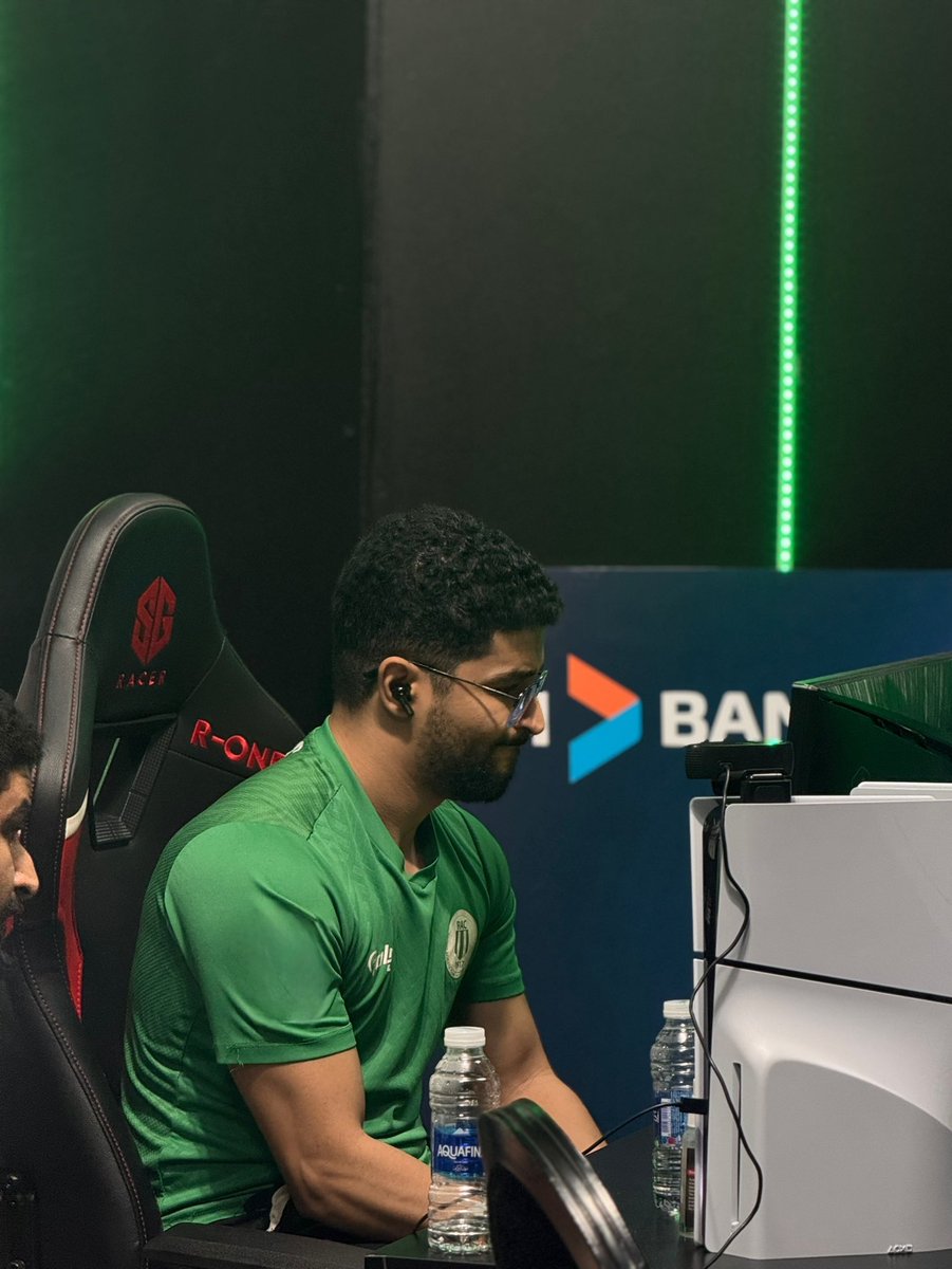 FRMJEOFFICIEL's tweet photo. Photo recap of the eBotola 2026 Play-Ins 🎮⚽
High intensity, top performances, next level competition. 🔥
#eBotola2026 #PlayIns #EsportsMorocco https://t.co/WPMEx6XFv2