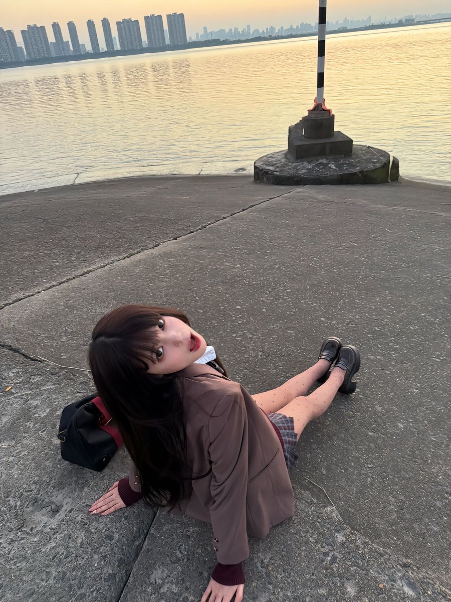 网恋被骗第一次 tweet media