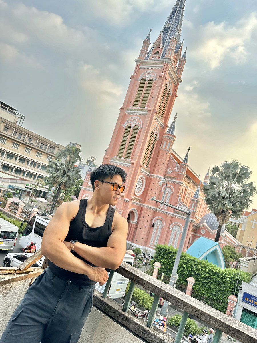 torrworr tweet media