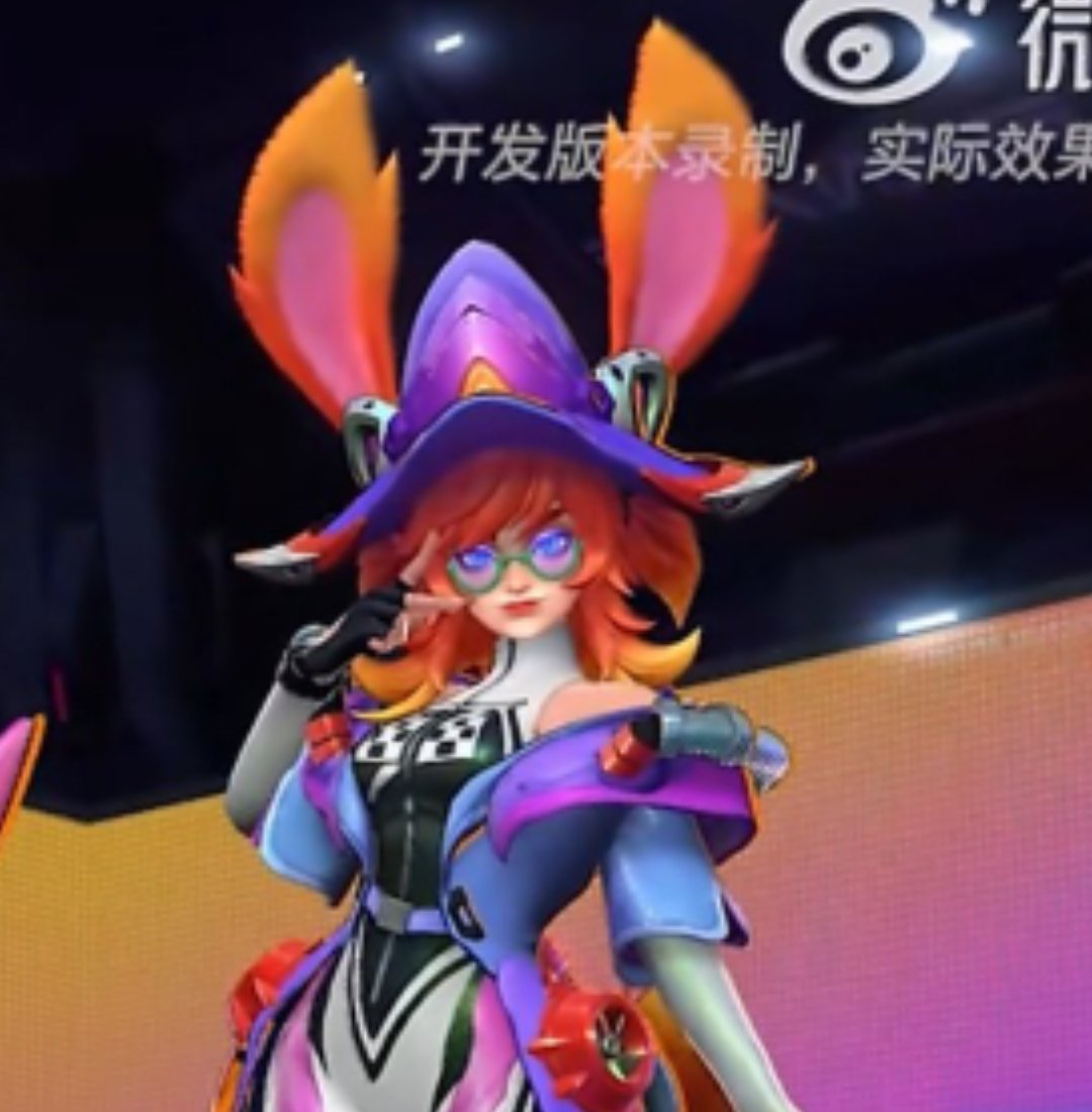 She's so cute im gonna be sick i cant believe this