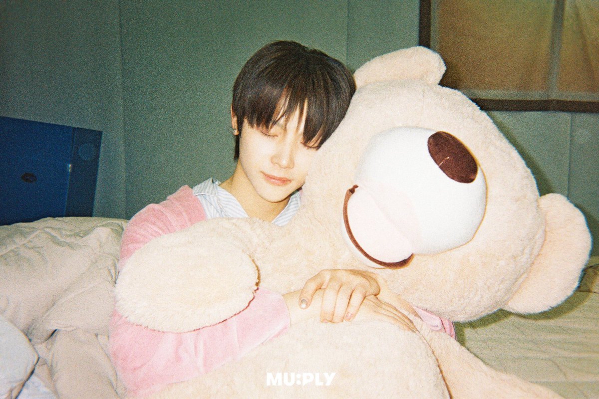 79X97_'s tweet photo. 린커우에서온내천사가확실합니다!! 👩🏻‍❤️‍💋‍👨🏻👩🏻‍❤️‍💋‍👨🏻 https://t.co/NuQQWDTBAt