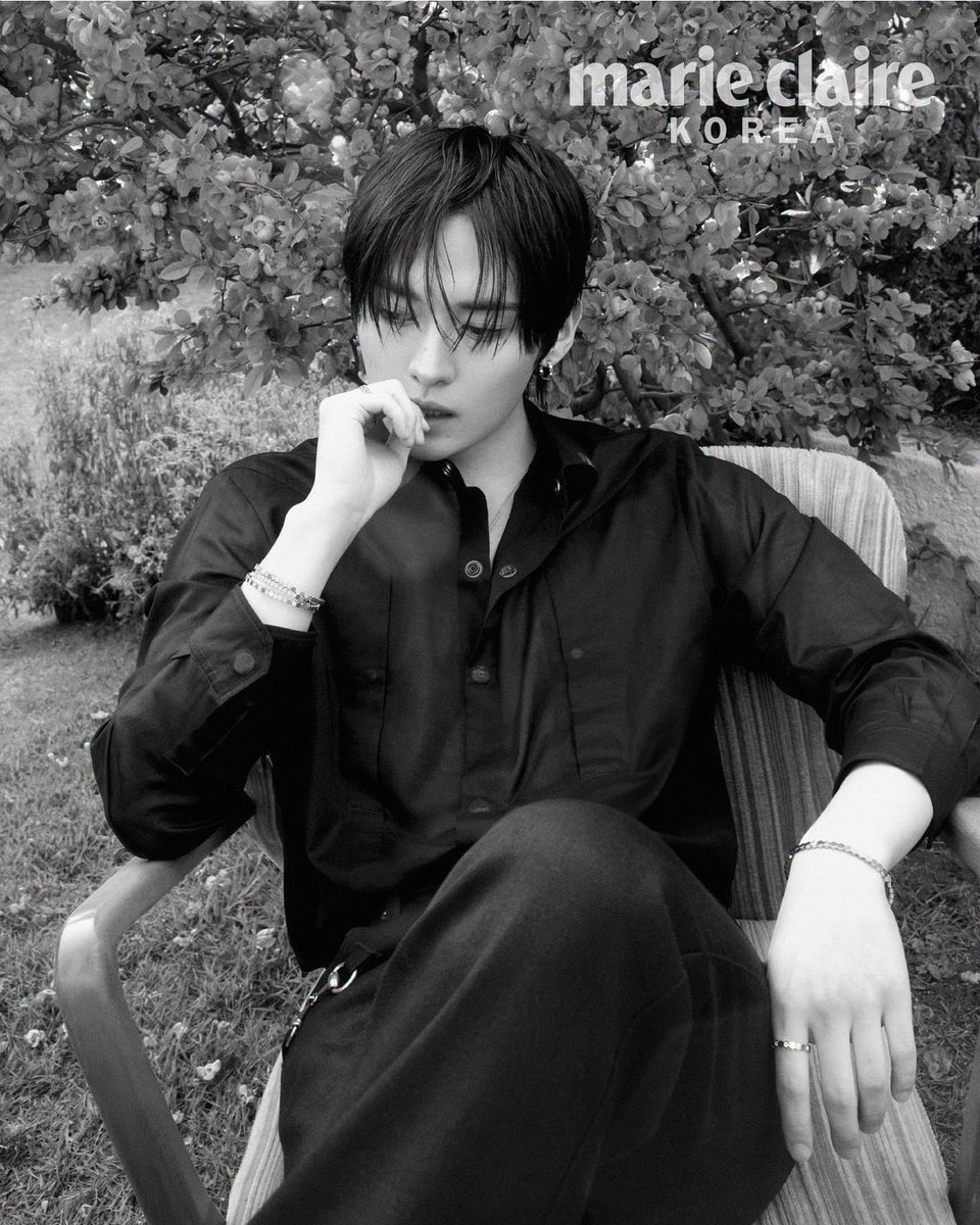 StrayKidsBrasil's tweet image. 「 #INSTA • 20.04.26 」 
PRÍNCIPE! Temos mais fotos Lee Know para a edição de maio da Marie Claire Korea com a Chaumet 😍😍

#LEEKNOWxCHAUMET
@Stray_Kids #StrayKids #스트레이키즈