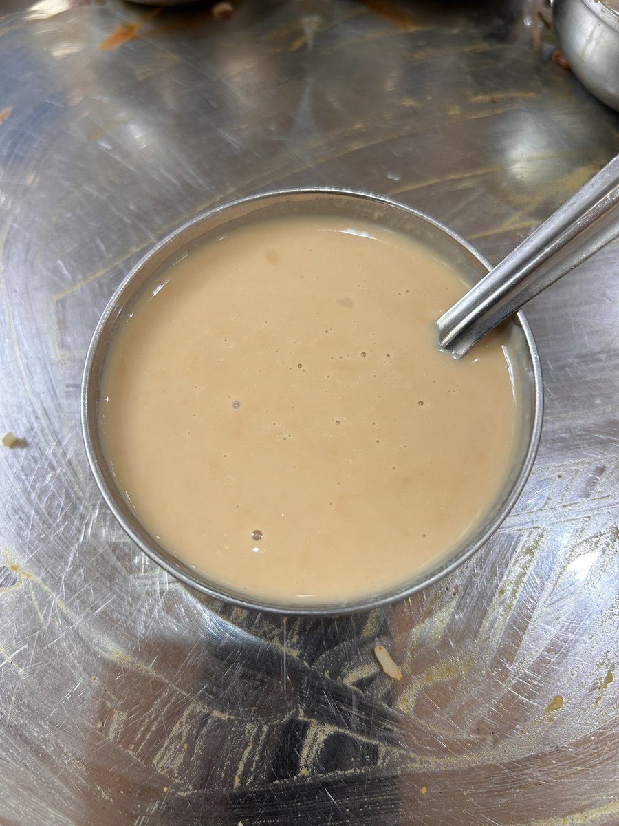 PantryCar's tweet image. Good Afternoon from #Pune ! 🥰

When all the items in the thali are your favs &amp;amp; your comfort food! 

Asha Dining Hall 🥹♥️

Once my regular! Happy to dine after ages &amp;amp; all are my favs! 

Amti &amp;amp; Satvik Bhendi combo is to die for! 

Fresh 🥭 Rass too! ♥️

#Foodie #DeccanGymkhana