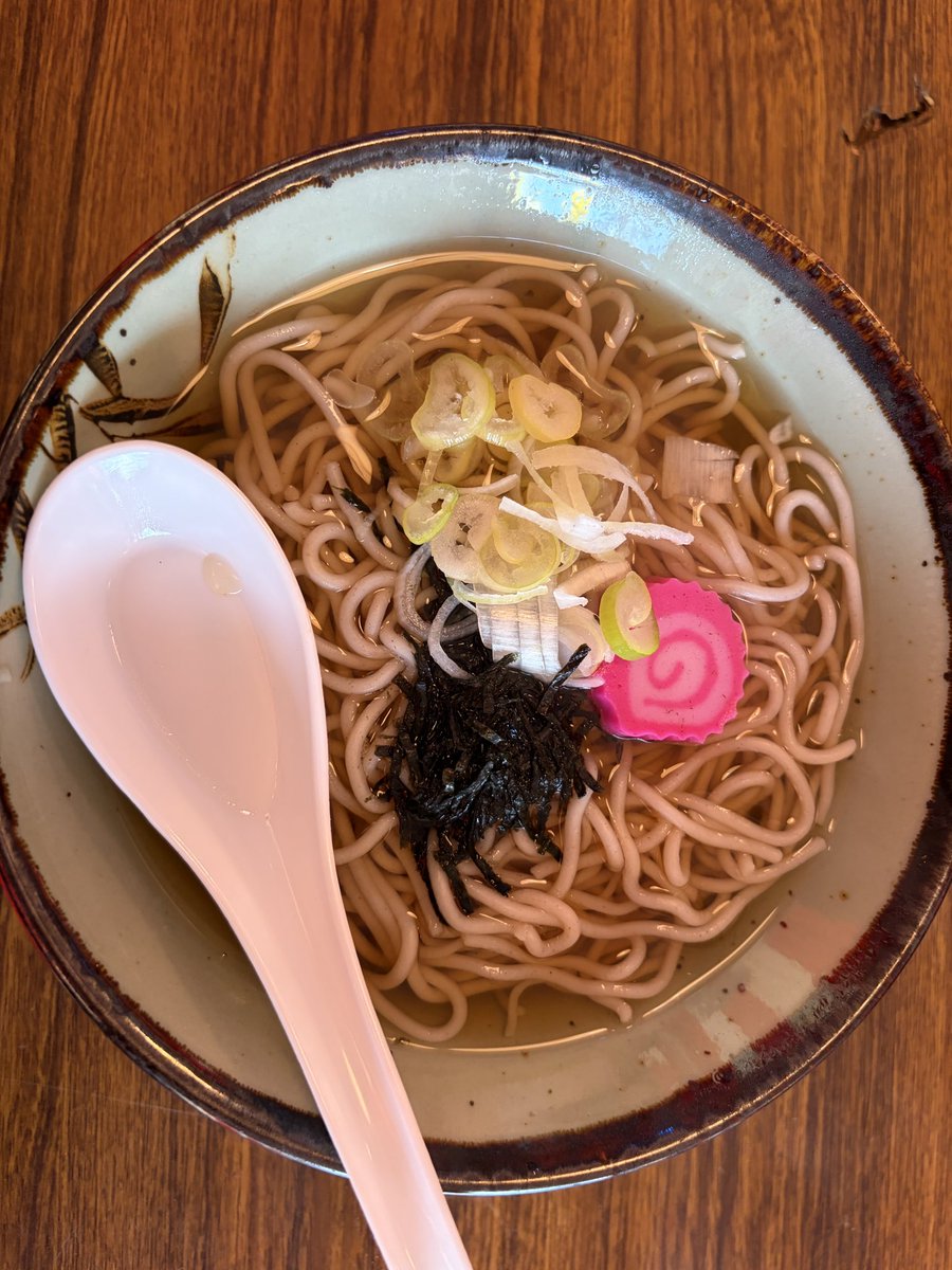 MOMO tweet media