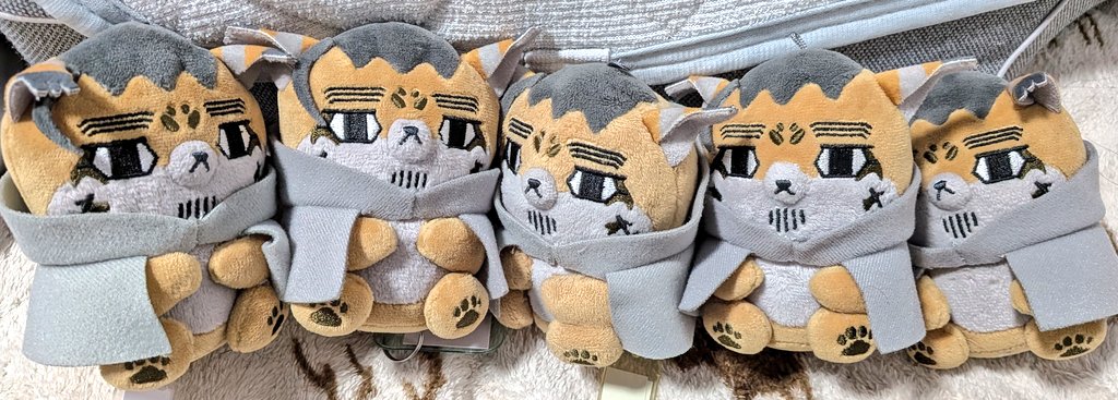 おテイ tweet media