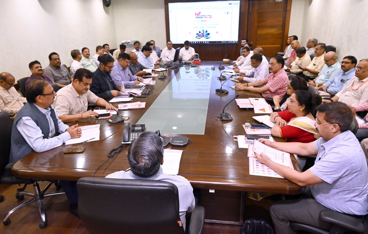 Uttar Pradesh International Trade Show tweet media