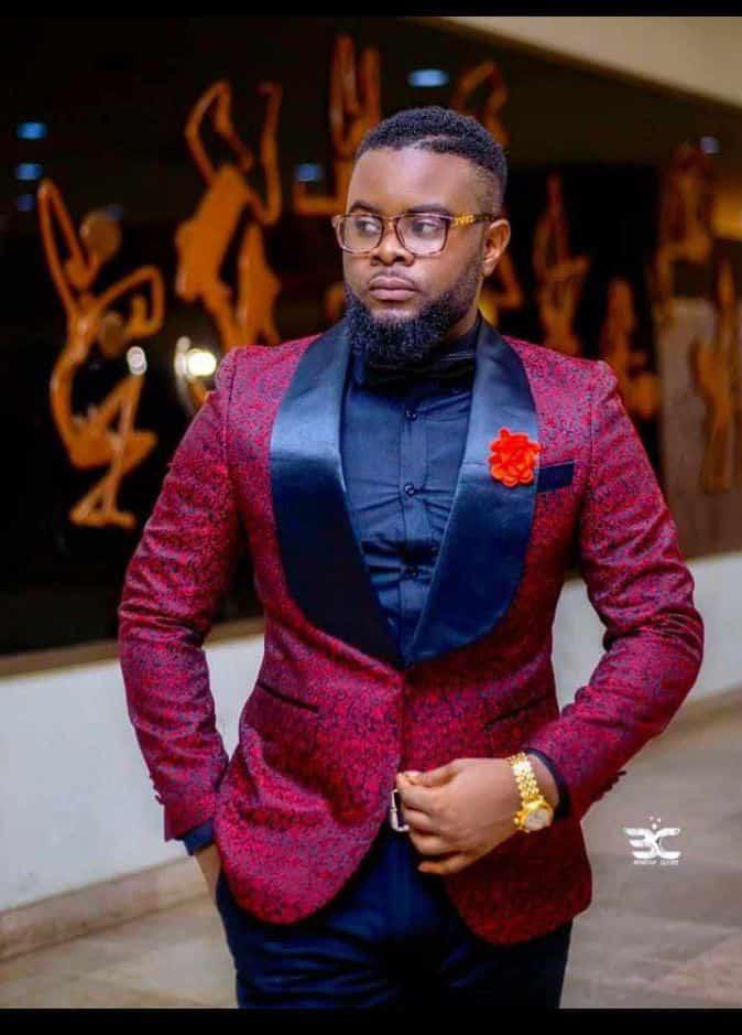 Bra charles/Drogba Yolo tweet media