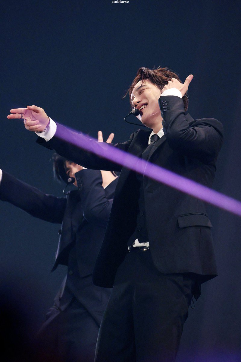 Jongin Pics ♡ tweet media