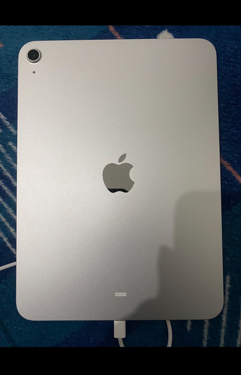 amrinaaa09's tweet photo. Wts ipad gen 11 ex ibox. Masih garansi on juli 2026. BH 100% . Pemakaian buat nonton aja. Masih mulus no baret. Free case. Harga 5,6jt. Sby, bisa by shopee juga. https://t.co/NQPmeDnACd
