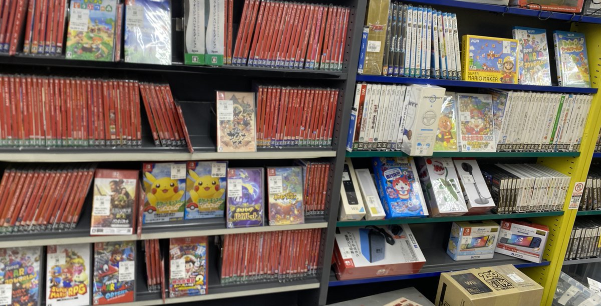 hardtsuyama's tweet photo. 津山院庄店のゲームコーナー、レトロゲームで埋め尽くします。🎮⚡️
最新〜レトロまで買取超強化中！
「これ売れるかな？」という古いソフトも大歓迎。
皆さんと一緒に最高な売り場を作っていきたいです！
ご来店お待ちしております！
#ハードオフ #津山 #レトロゲーム https://t.co/vYHCrjterr