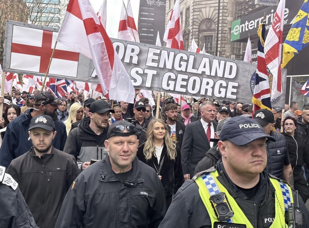 Going through pictures from Saturday.
So grateful to all of the wonderful patriots that turned out.
Manchester is patriot territory 💪🏻🏴󠁧󠁢󠁥󠁮󠁧󠁿