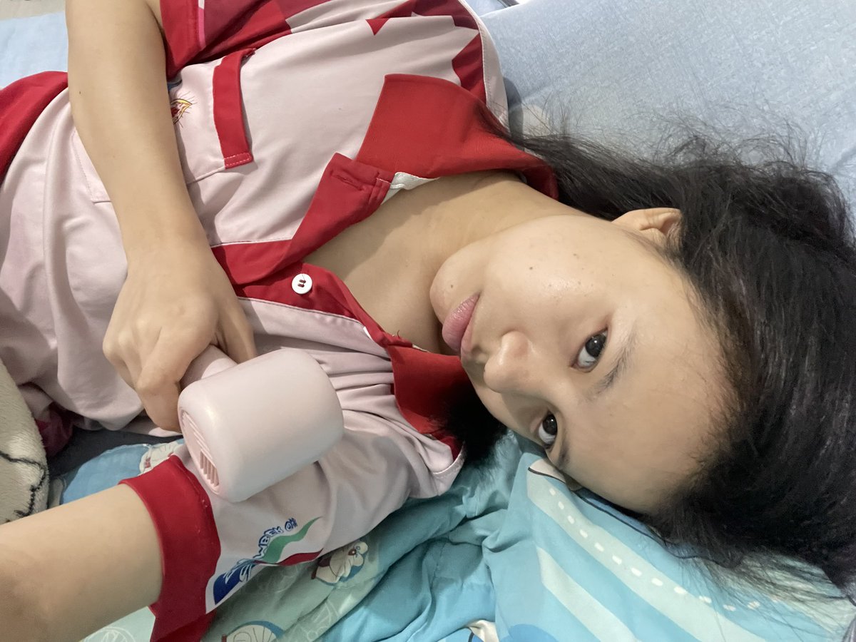 PlayfulCheetah's tweet photo. The afternoon is too hot in 🇹🇭
#hotstudent #นักศึกษา https://t.co/NTzUBgUsvy