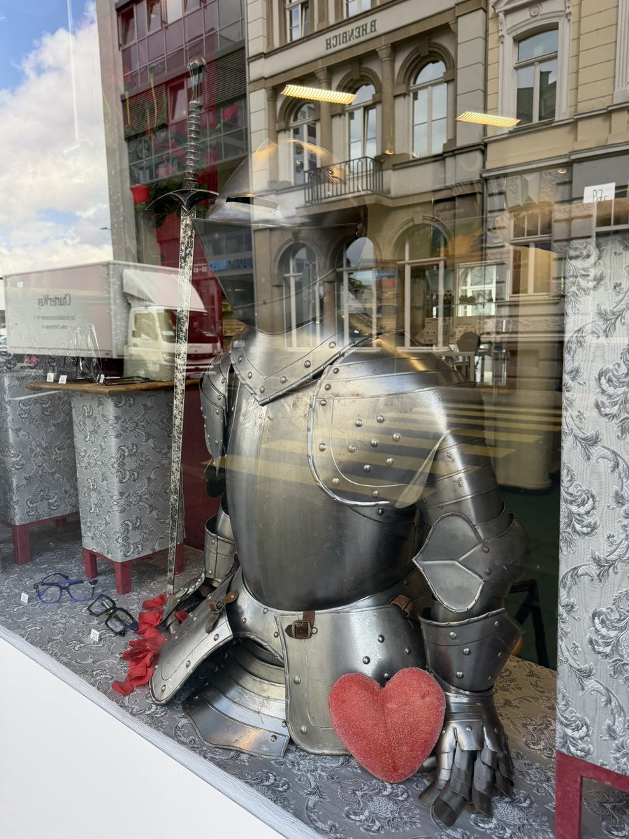 aslı 🦦 tweet media