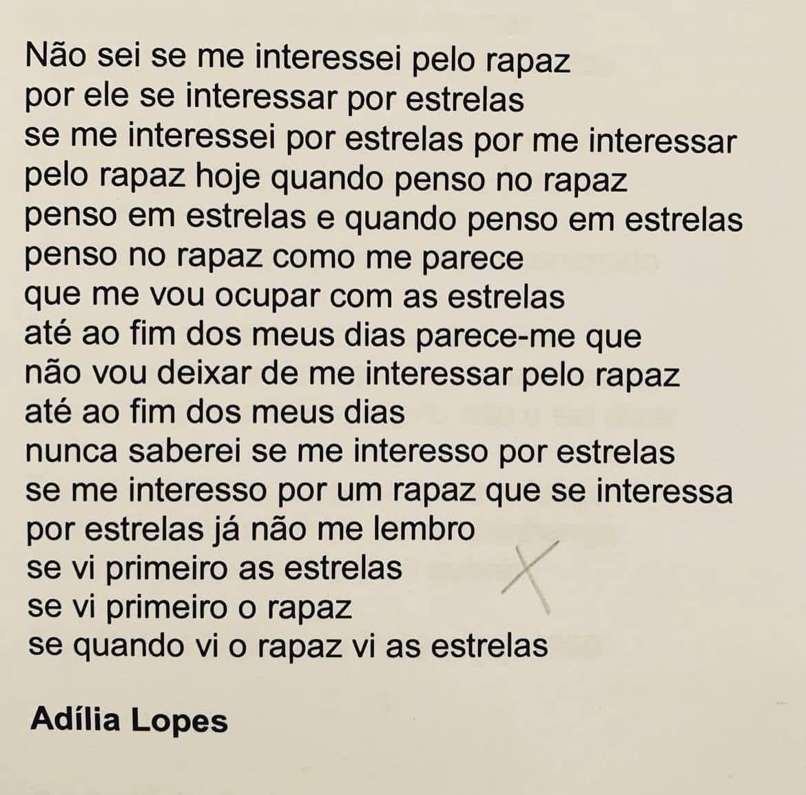 Querida Adília Lopes faria hoje 66 anos. Parabéns ❤️