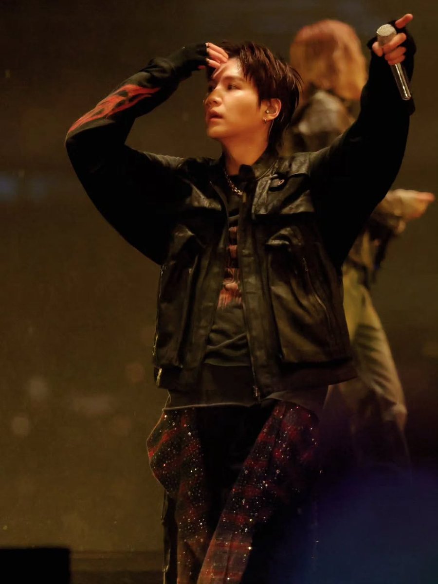 DTグロス tweet media