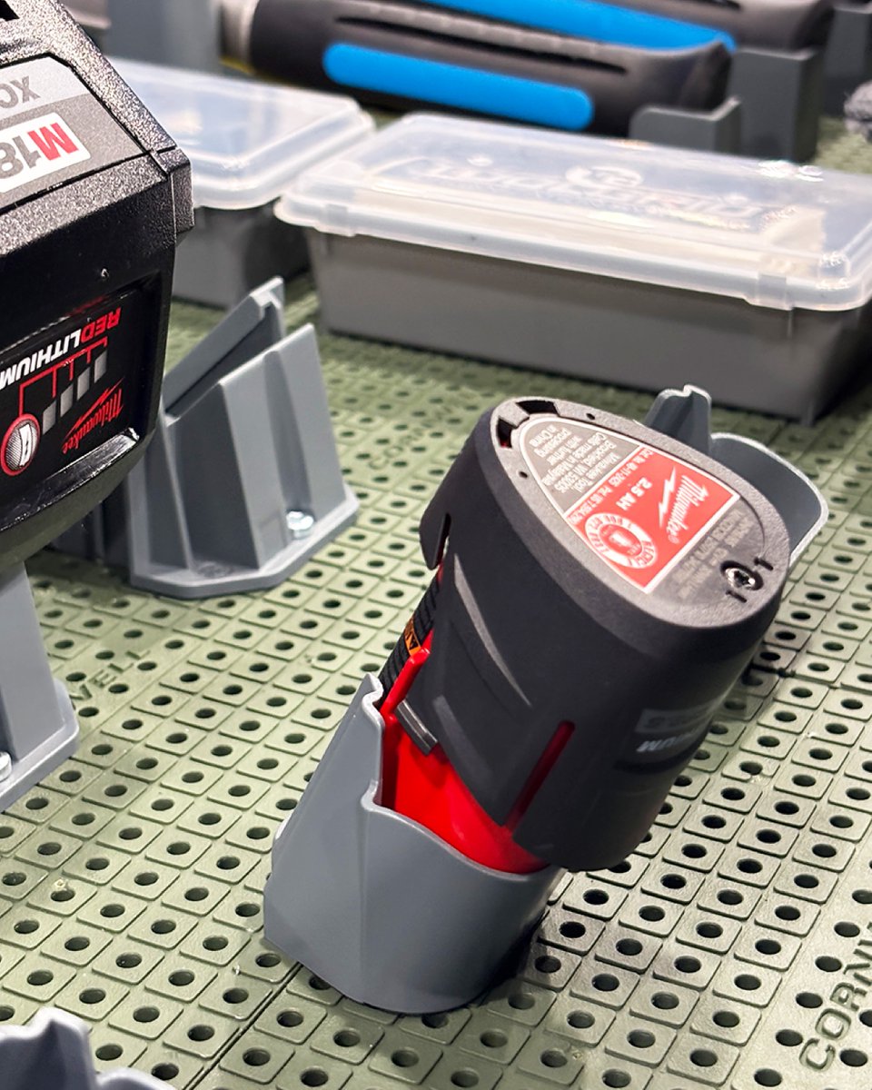 Toolgrid's tweet image. 🔥🚨NEW! NEW! NEW!🚨🔥

Toolgrid® Milwaukee Battery Holders keep your M12 &amp;amp; M18 batteries secure, organized, and ready to go—drawer or vertical!

Time to upgrade your setup 🔥

Contact your Toolgrid® distributor today!

-

#toolgrid #milwaukeetools #batteries #powertools