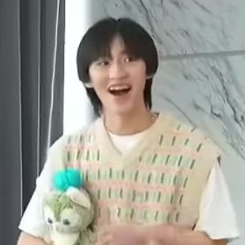 หนุก้องกับคุนตุ๊กตา น่ารักม้าด ( 🧸♡ ) ㅜㅜ