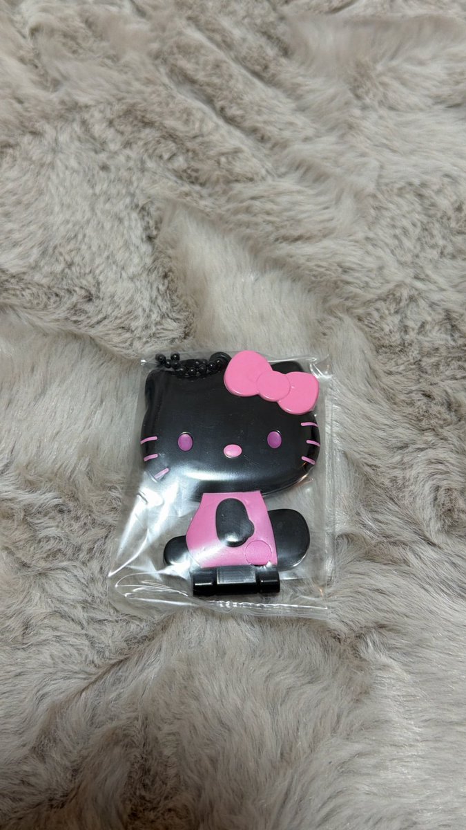 こんぬ tweet media