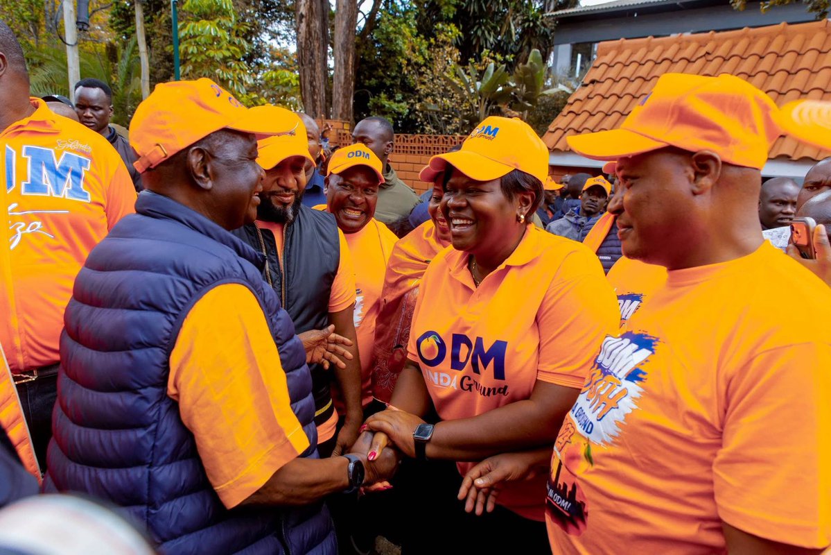GetembeTV's tweet image. Oburu Odinga, Gladys Wanga and other ODM leaders attend the Nairobi National Youth Convention at Jamhuri Grounds, drawing a charged crowd of young supporters. 
#ODM #YouthConvention #JamhuriGrounds #Nairobi #KenyaPolitics #getembedigital