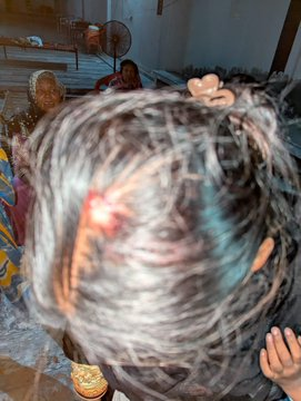 ayesha16g's tweet photo. Warning Graphic!
A #Christian family in #Lahore was reportedly attacked during a dispute over their ancestral graveyard, yet despite the severity of the incident, no arrests have been made so far.
#ChristiansUnderAttack https://t.co/WuemS9Hglg