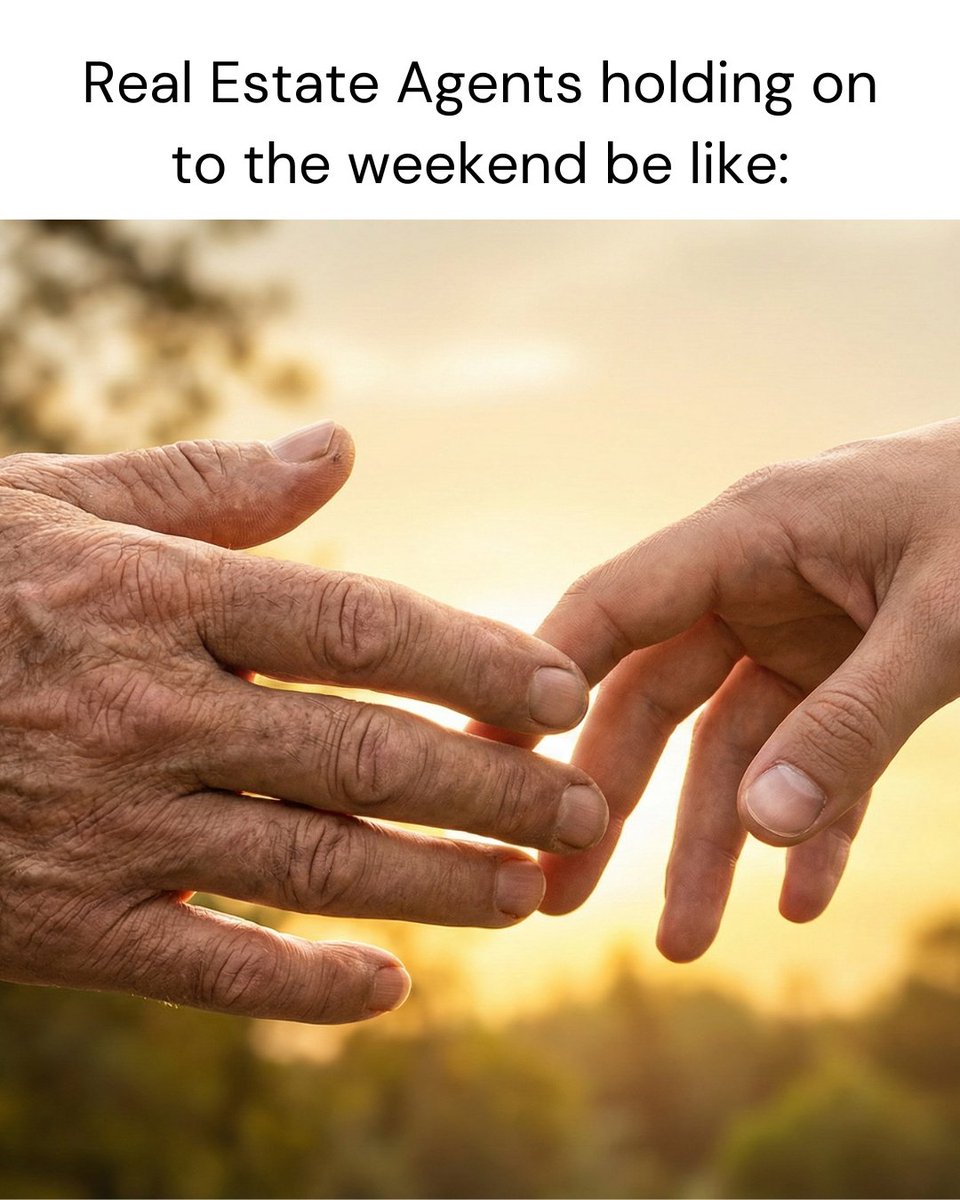SimardRealty's tweet image. Real estate agents watching the weekend disappear like... 😑

#WeekendVibes #RealEstateStruggles #AgentsLife #RealEstateMeme #RealEstateHumor #WorkNeverStops