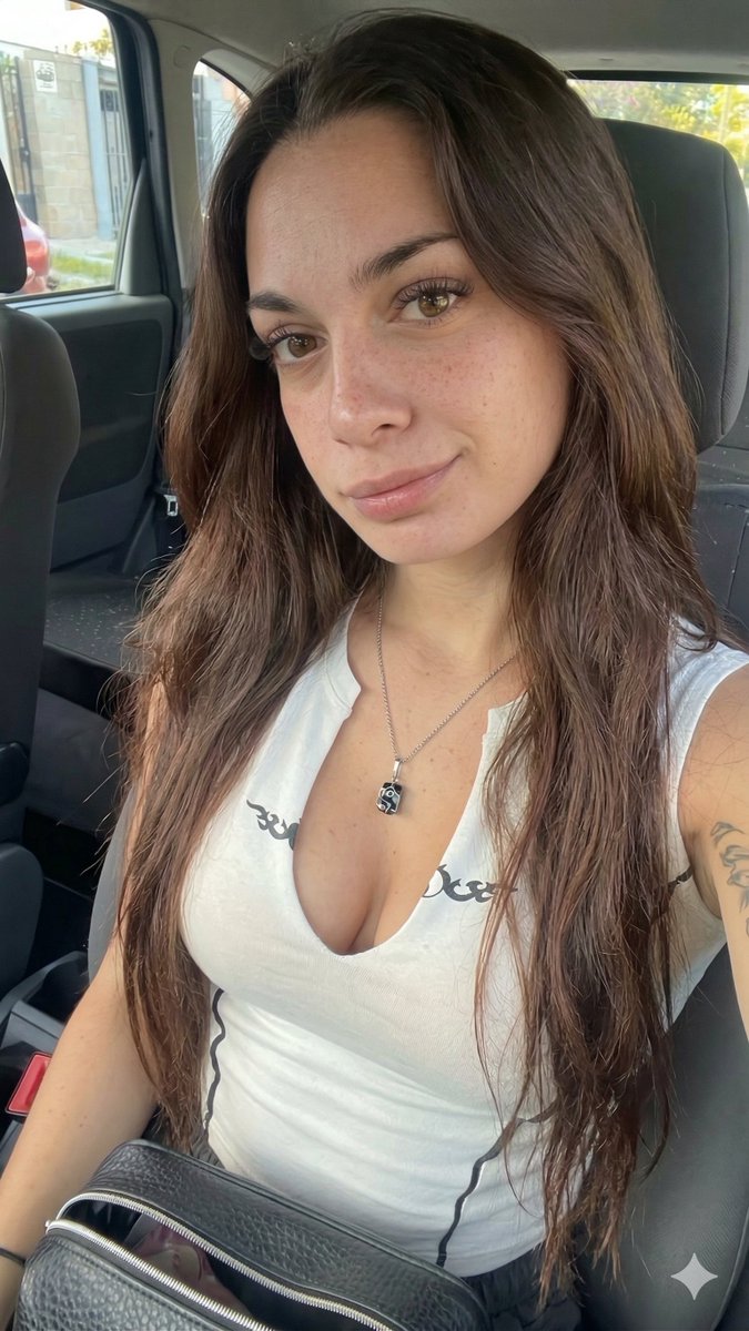 tatiifernandez's tweet photo. @sophieraiin Could you rate me? (18) https://t.co/2WhfTaKKhy
