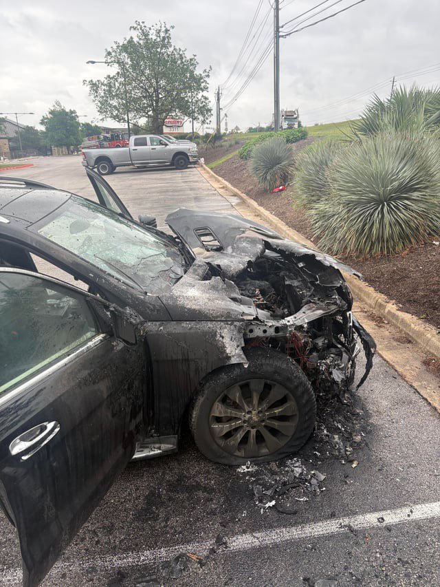 R!cky W. tweet media