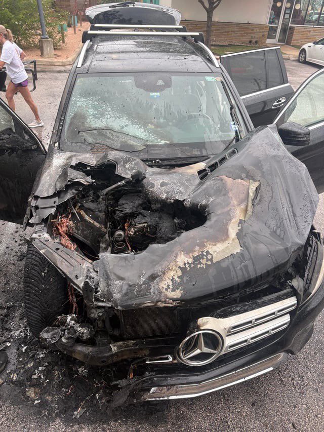 R!cky W. tweet media