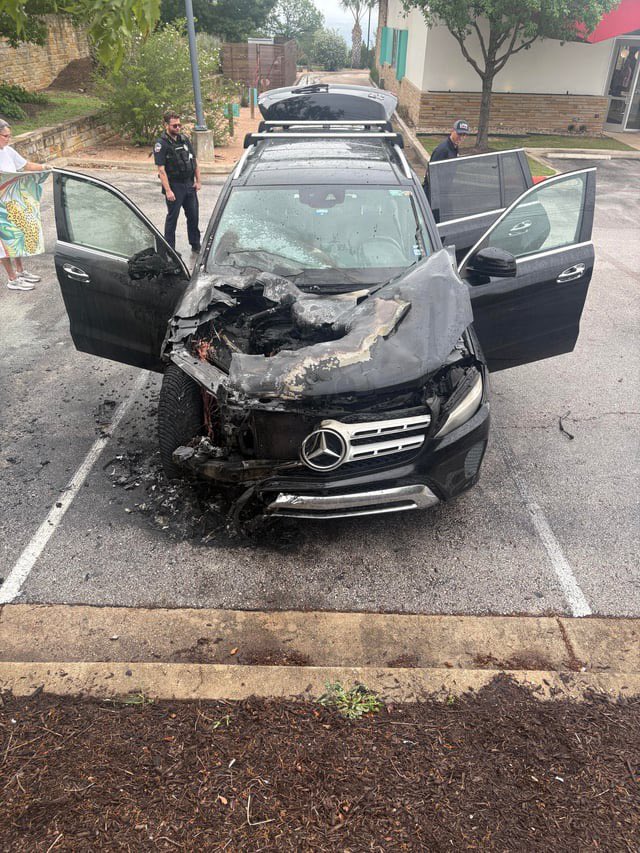 R!cky W. tweet media