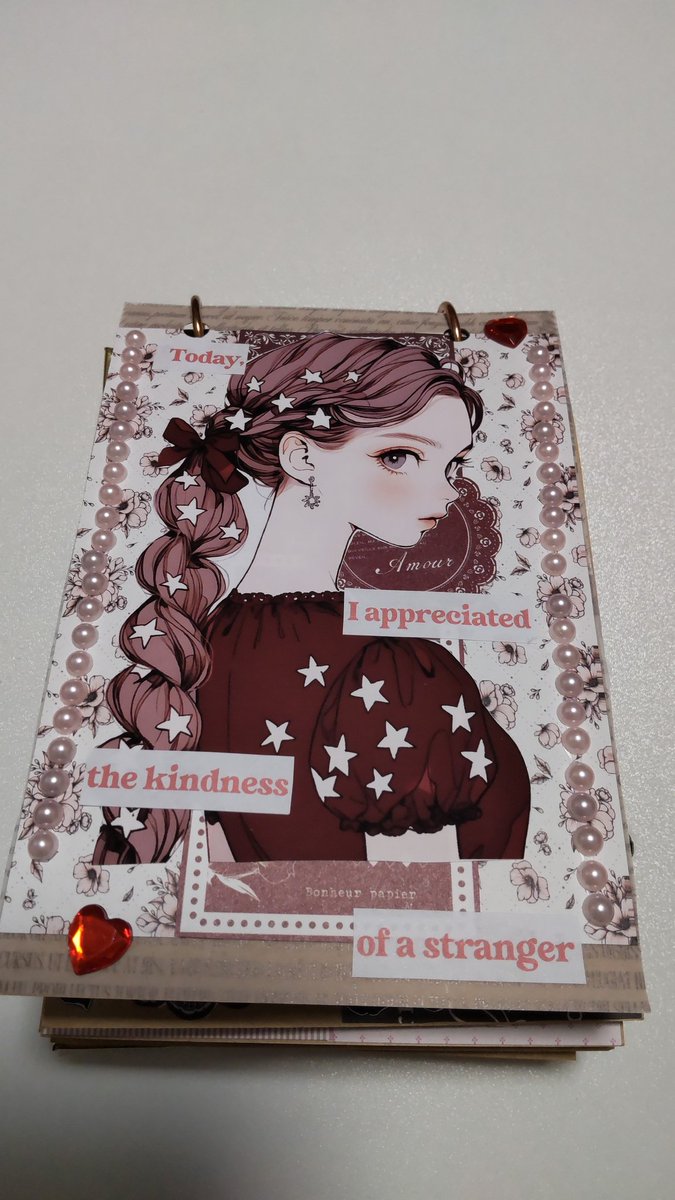 yuuna_kamimono's tweet image. 今日のコラージュ💜❤️
#コラージュ #collage
#コラージュノート
#コラージュ好きな人と繋がりたい
#紙もの好きな人と繋がりたい