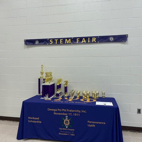 FredSchools's tweet photo. WGMS is on a roll 🔥; Allan Perry won first place at the STEM fair this past Saturday on April 18th! Join us in congratulating this awesome student, as well as highlighting his amazing achievement! Thank you, WGMS families, for your everlasting support. Go Tigers! 🐅 https://t.co/Iaojzx5m6J