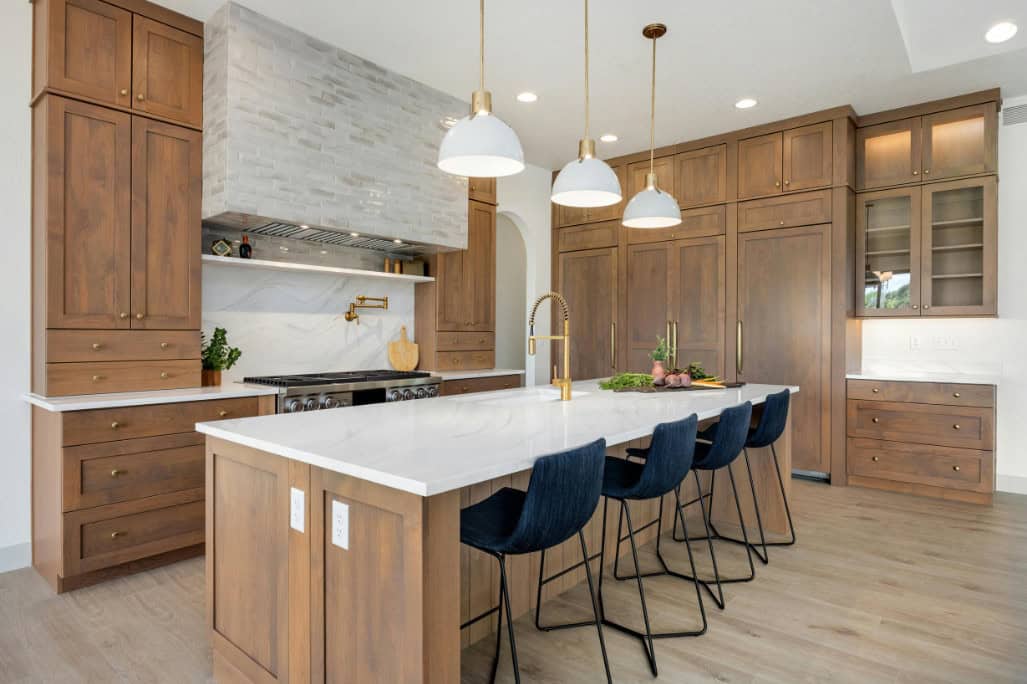 JHicks_HomePro's tweet image. Kitchens shift again in 2026 - it's not about a “look”, but about building a space that works harder, hides clutter better &amp;amp; feels intentional w guests. Best Kitchen &amp;amp; Bath Remodeler#dogoodwork #kitchendesign #hgtv #kitchen #bathroom #homeimprovement #home #remodeling #remodel