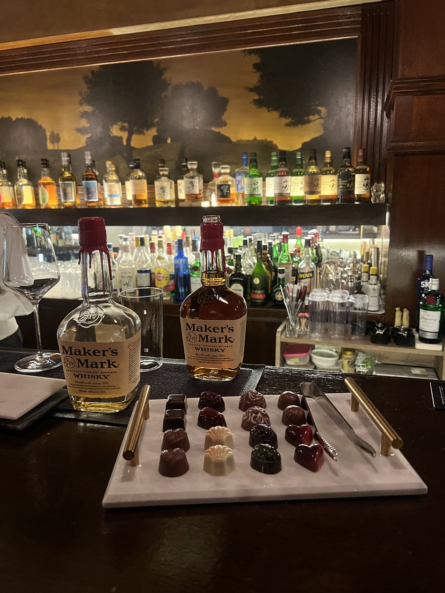 sanomiwa1216's tweet image. #bar 
#ontheroad