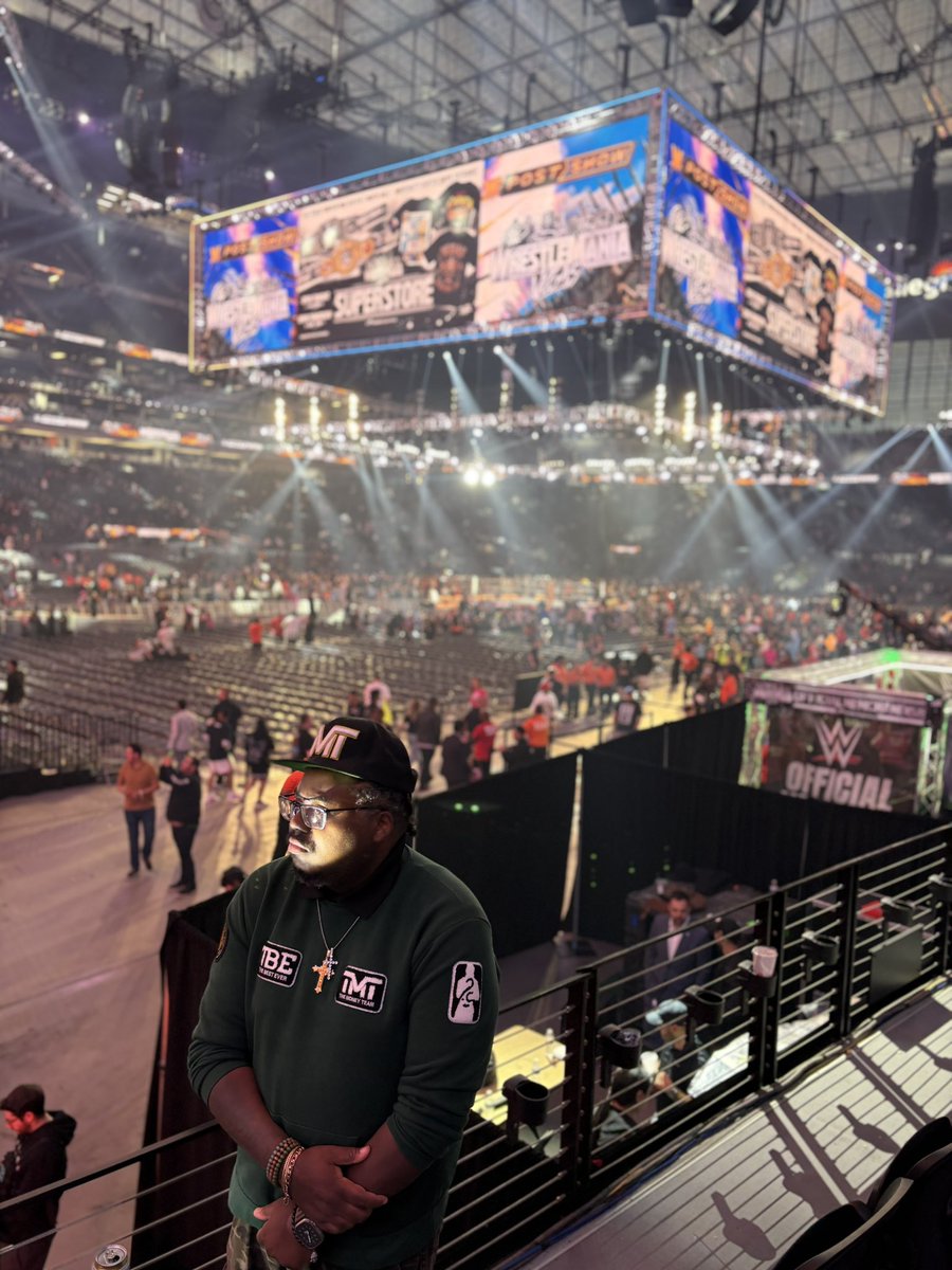 MikeTVee_'s tweet image. One for the history books yet again. #Wrestlemania42 was a success 
#wwe #USTitle