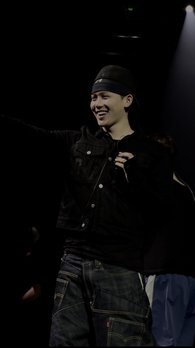 lyle 🐮✨️ tweet media