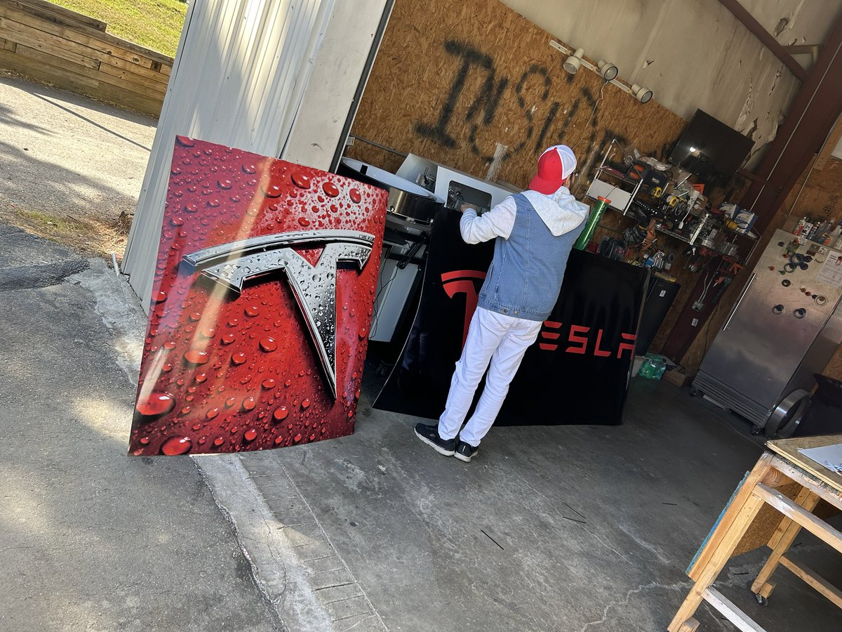 mike_cervellino's tweet image. And so the garage transformation begins! #Tesla #Cyberbeast