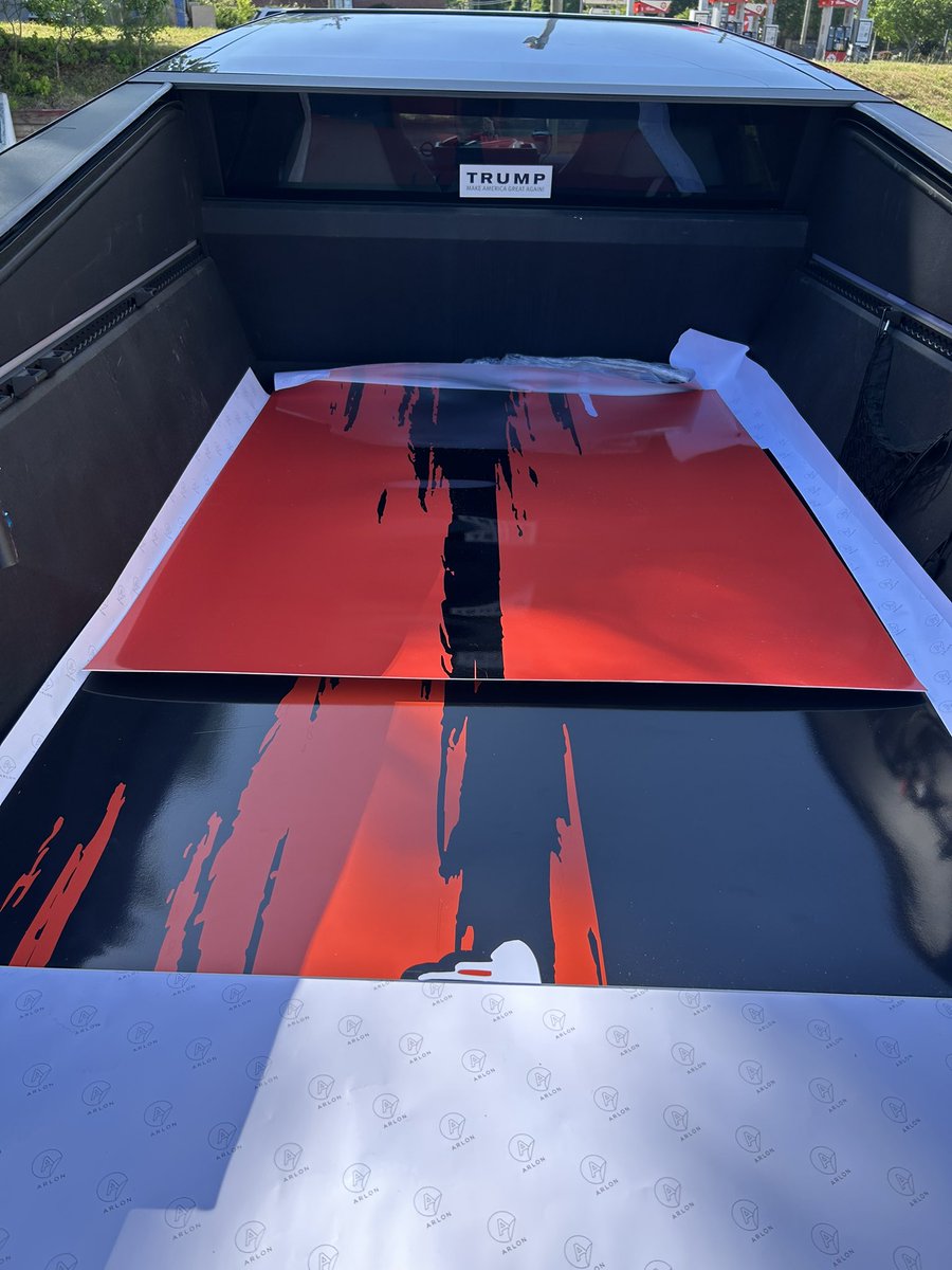 mike_cervellino's tweet image. And so the garage transformation begins! #Tesla #Cyberbeast