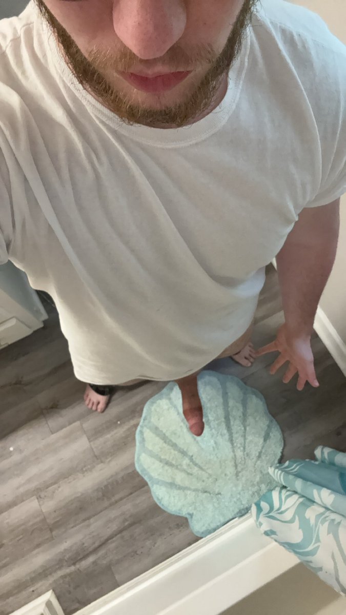 LimpyStick_'s tweet image. Who wants a vid? 🫶🏻🤓
#nsfw #nsfwtwt #big