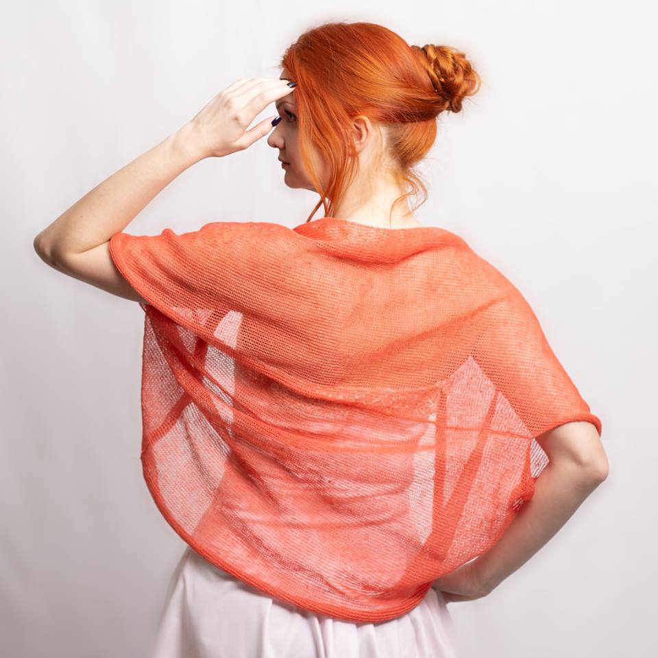 SuperSoftKnits's tweet image. Coral linen bolero vest 🌺   Light, breathable &amp;amp; handmade — perfect for summer weddings or everyday elegance.   #LinenBolero #Handmade #BohoStyle #SummerFashion 

etsy.me/37QO3nS