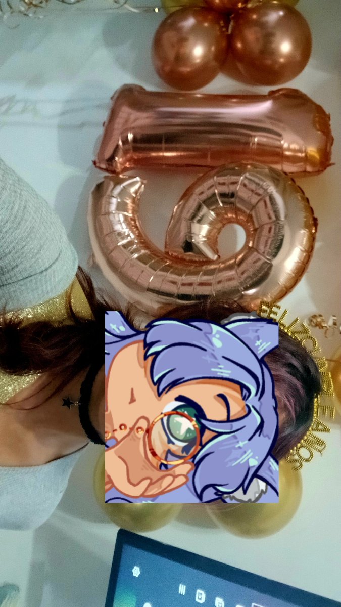 aifaryn's tweet image. ESTOY A NADA DE SUBIR AL SEGUNDO PISOOO 😭😭😭

Mis queridos Farynes, quiero agradecerles por acompañarme desde mis 16 añitos y aunque cada vez estoy menos (porque estoy construyendo mi futuro) siempre los guardo en mi corazón. Han sido parte importante de mi vida💕🦋
#happy